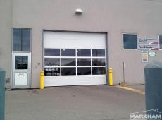 Richards-Wilcox-commercial-garage-door-full-view-windows