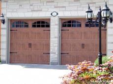 Clopay-Gallery-Dark-Oak-Arch-2-with-grilles